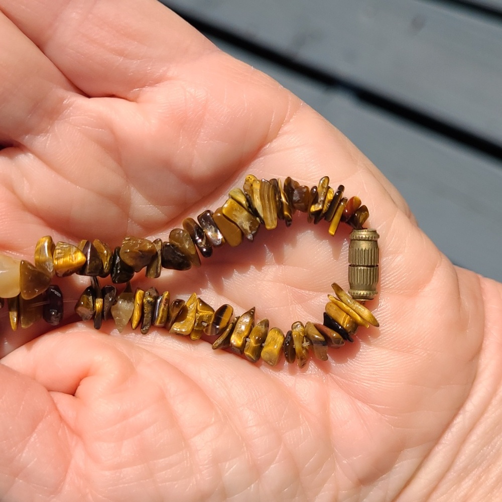 Tigers Eye Stone Chip Necklace 18" - Picture 5 of 8